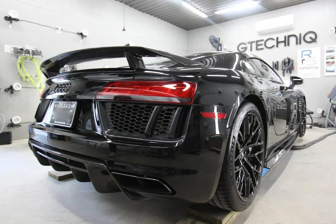 Black Audi R8 detailed by Derrick's Details in Austin, photo 6 of 20