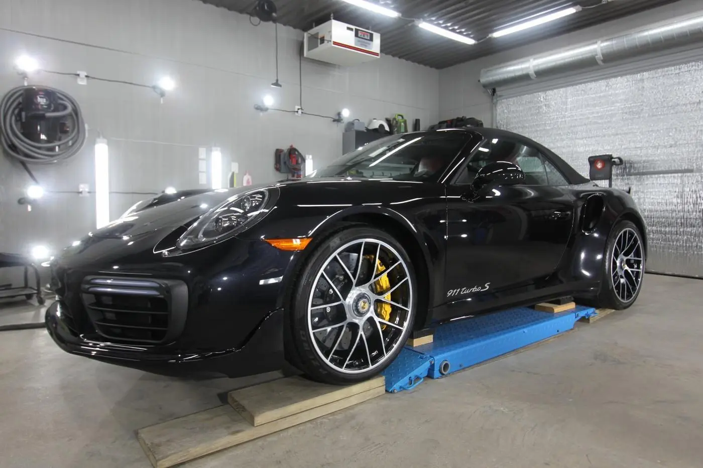 Black Porsche 911 detailed by Derrick's Details in Austin, photo 5 of 15