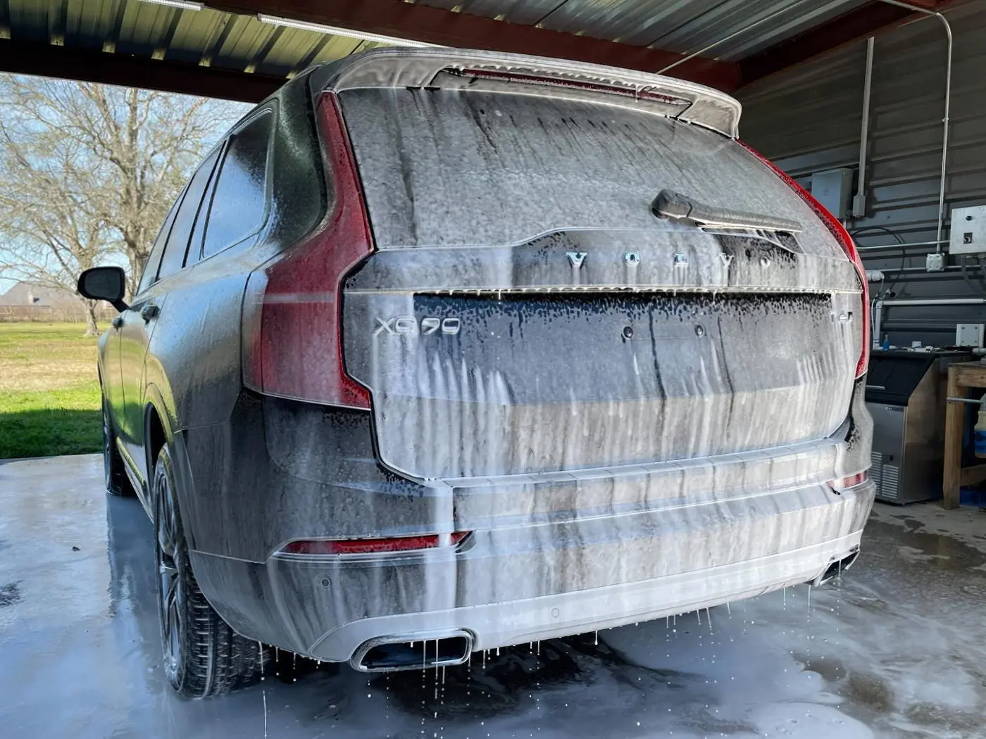 Black Volvo XC90 detailed by Derrick's Details in Austin, photo 9 of 10