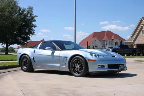 Blue Corvette C6 Grand Sport detailed by Derrick's Details