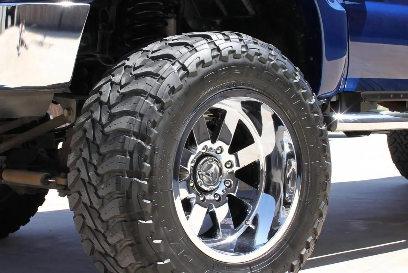 Blue Ford F-250 Super Duty Platinum detailed by Derrick's Details in Austin, photo 4 of 11