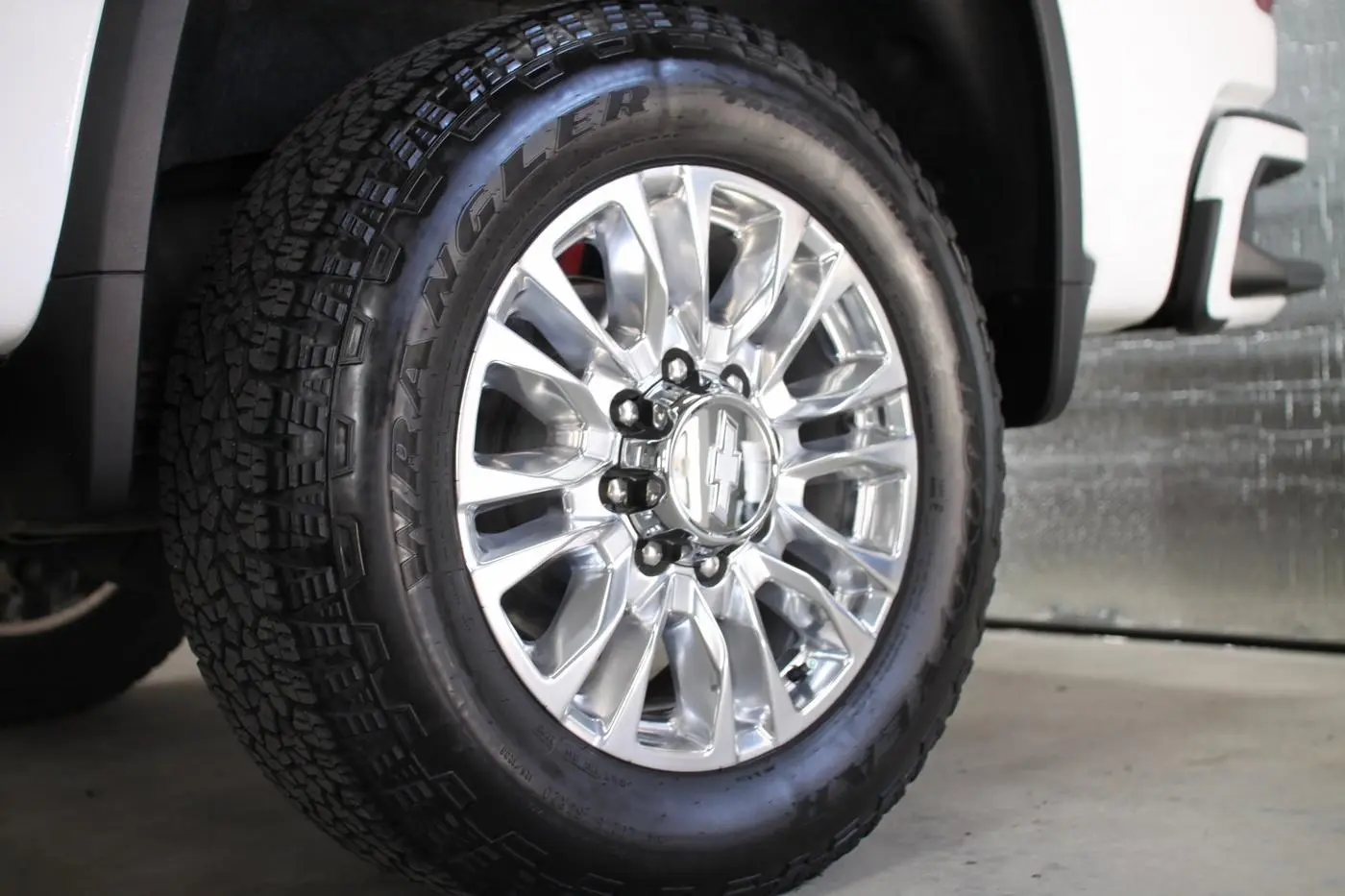White Chevrolet Silverado 2500HD detailed by Derrick's Details in Austin, photo 4 of 17