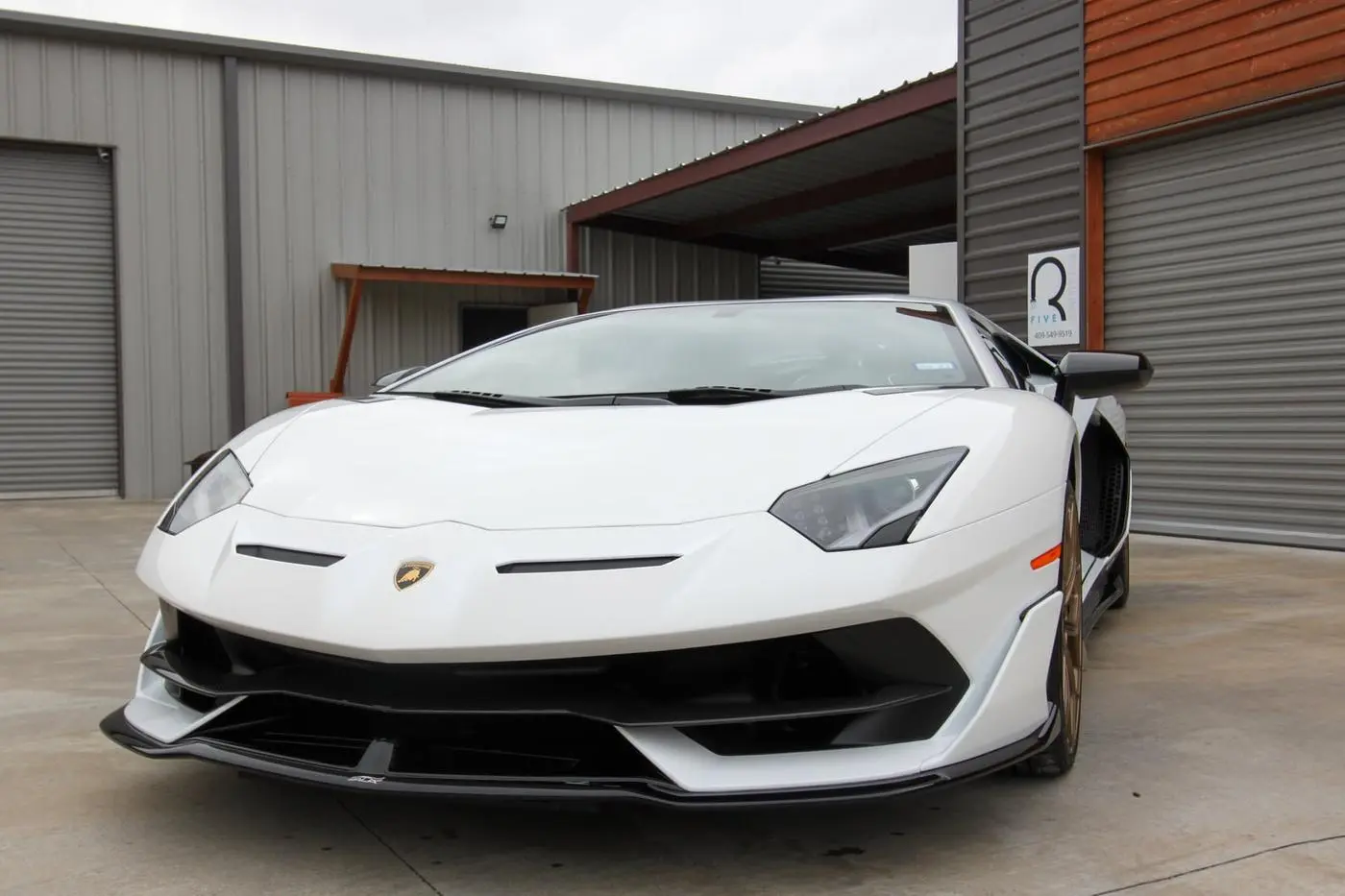 White Lamborghini Aventador SVJ detailed by Derrick's Details in Austin, photo 9 of 16