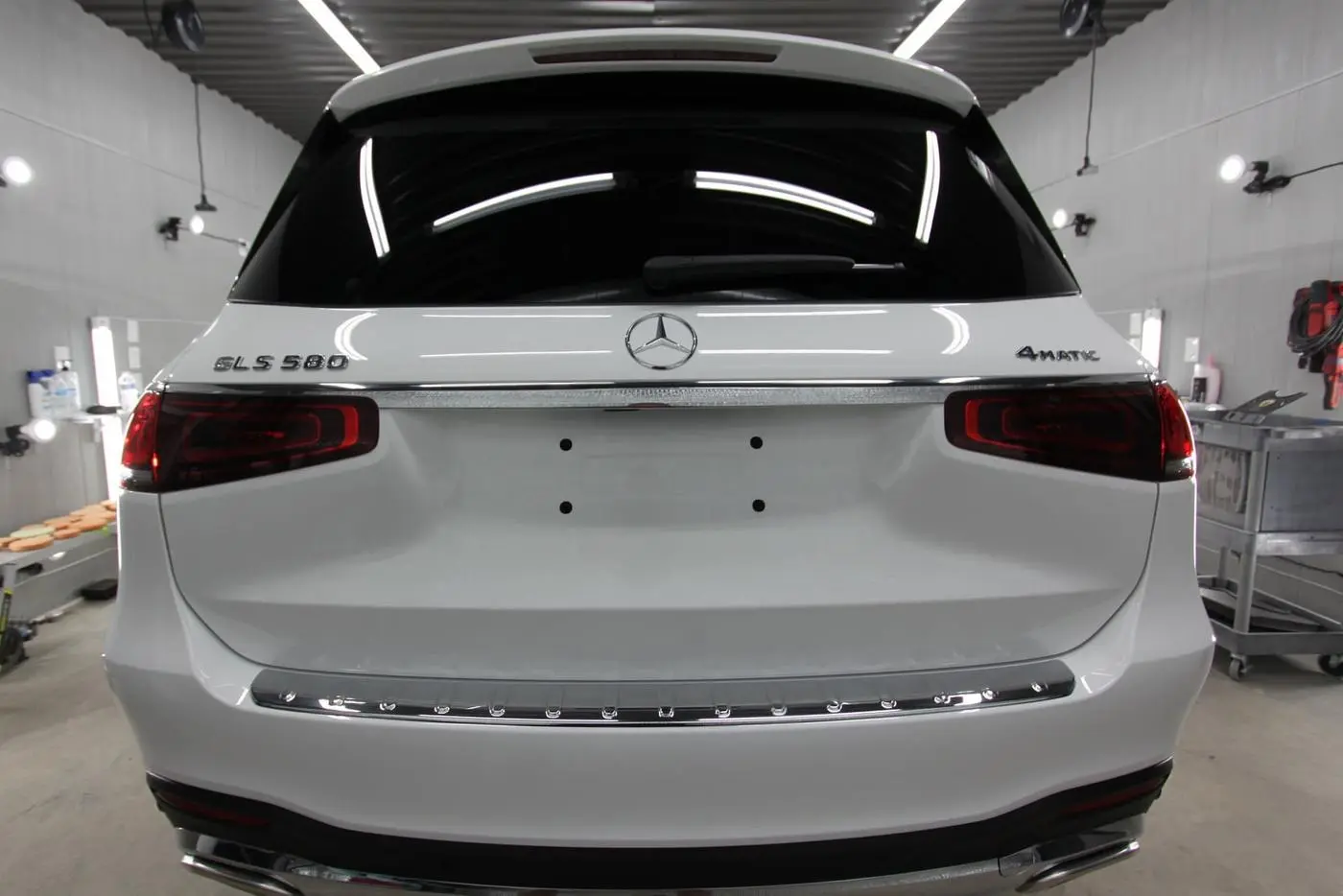 White Mercedes-Benz GLS detailed by Derrick's Details in Austin, photo 2 of 6