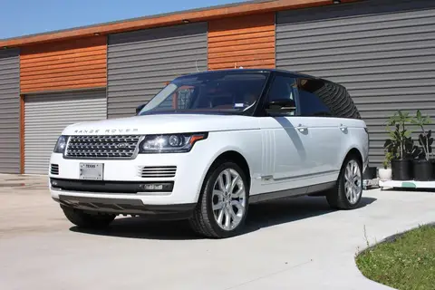 White Range Rover detailed by Derrick's Details